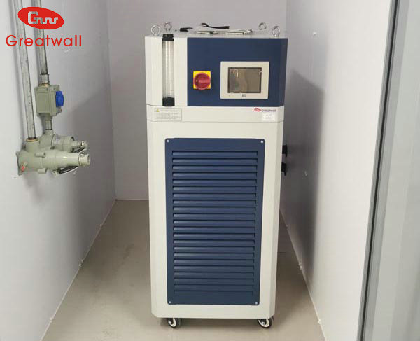 中試級(jí)反應(yīng)釜高低溫一體機(jī)